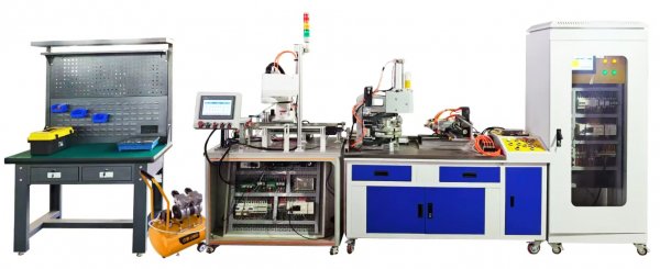 ͨ�ÙC(j��)��O(sh��)�䰲�b�c�{(di��o)ԇ�C�ό�(sh��)Ӗ(x��n)ƽ�_(t��i)