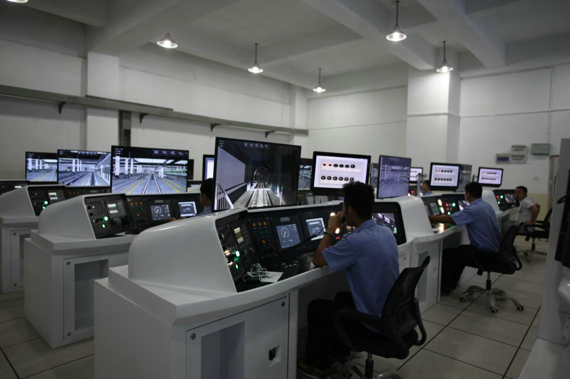 ܉����ͨ�{�ģ�M��