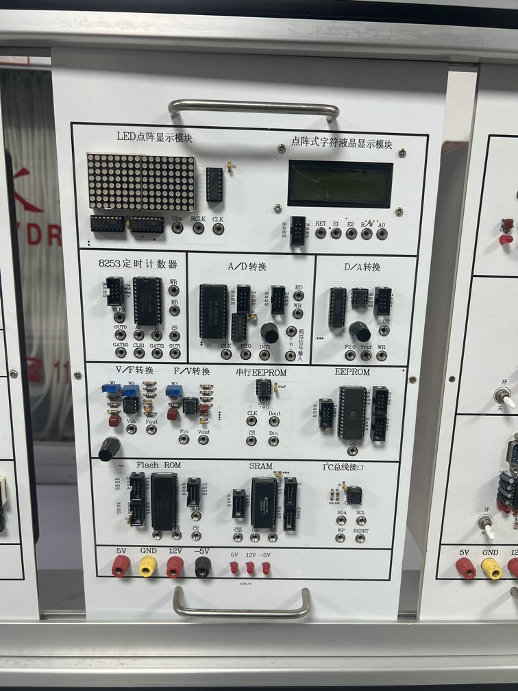 ��Ƭ�C(j��)����