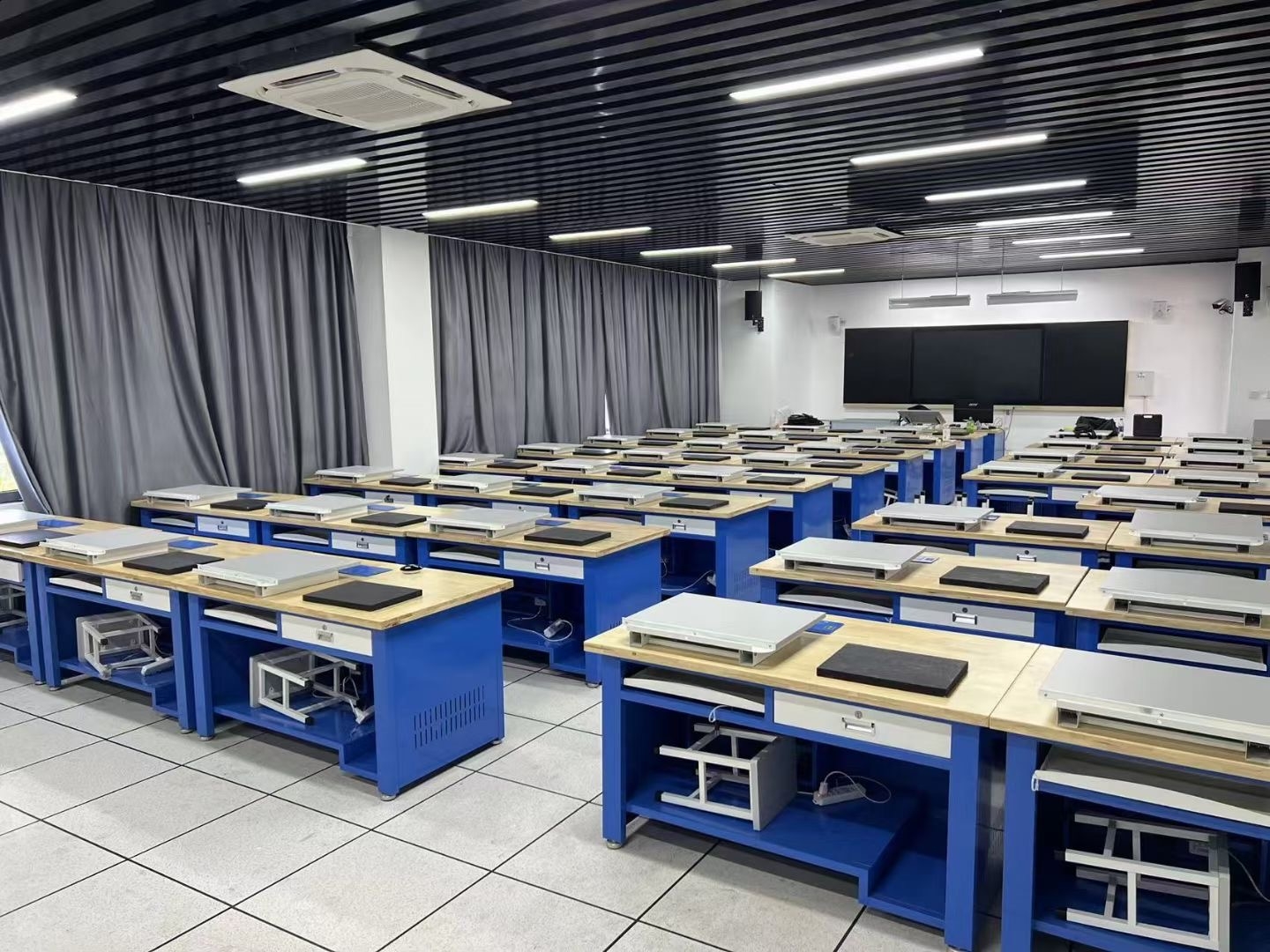 �㲿���y�L��Ӗƽ�_