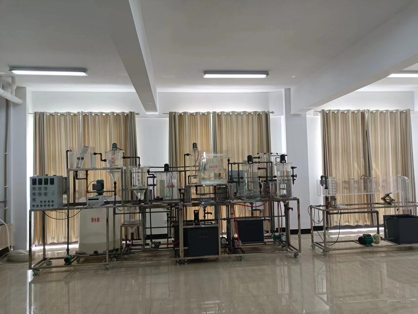 �h(hu��n)�����̌���b��