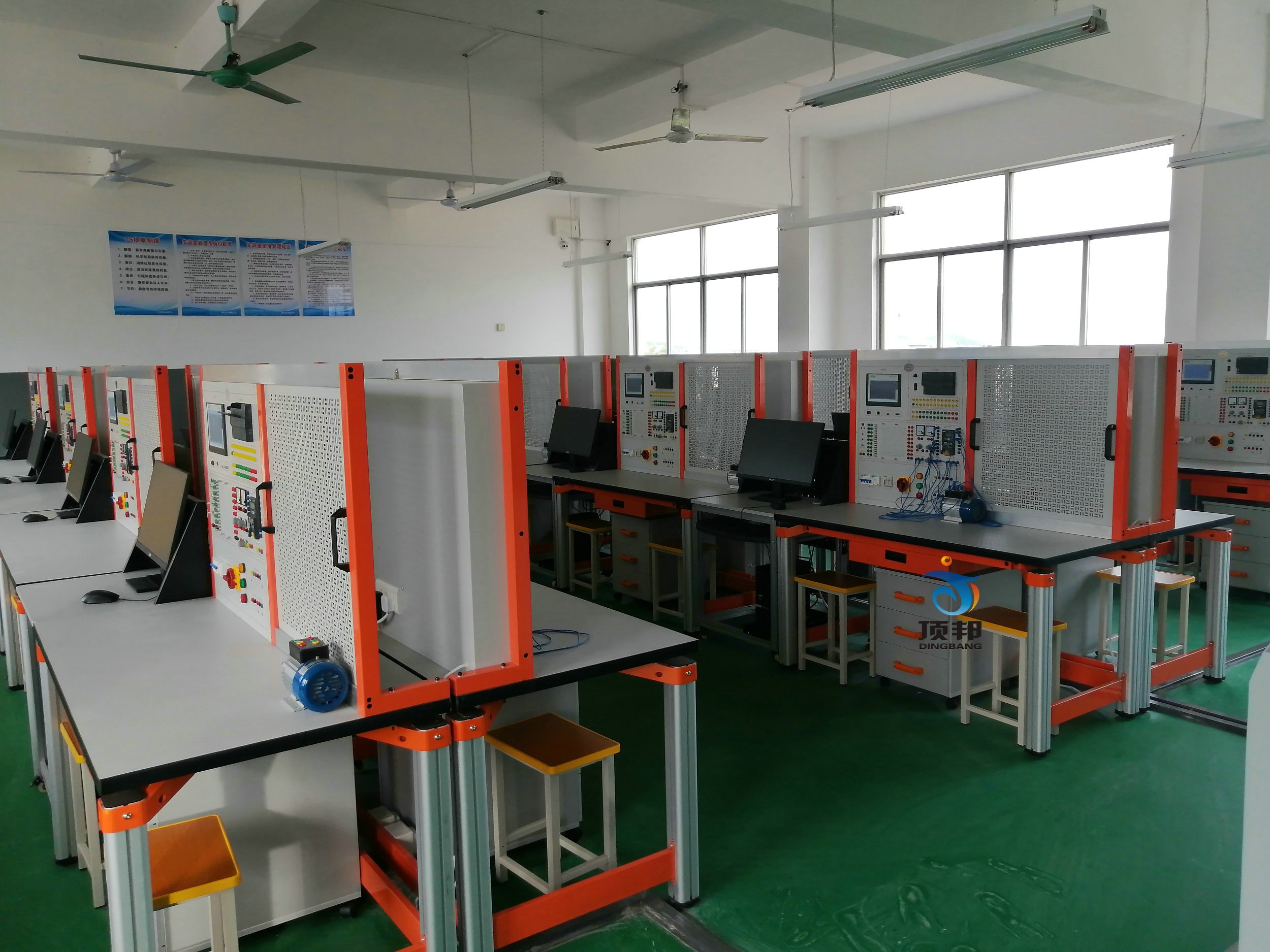 PLC�ɾ��̿��Ƽ��g(sh��)�C�ό�Ӗ(x��n)�b��