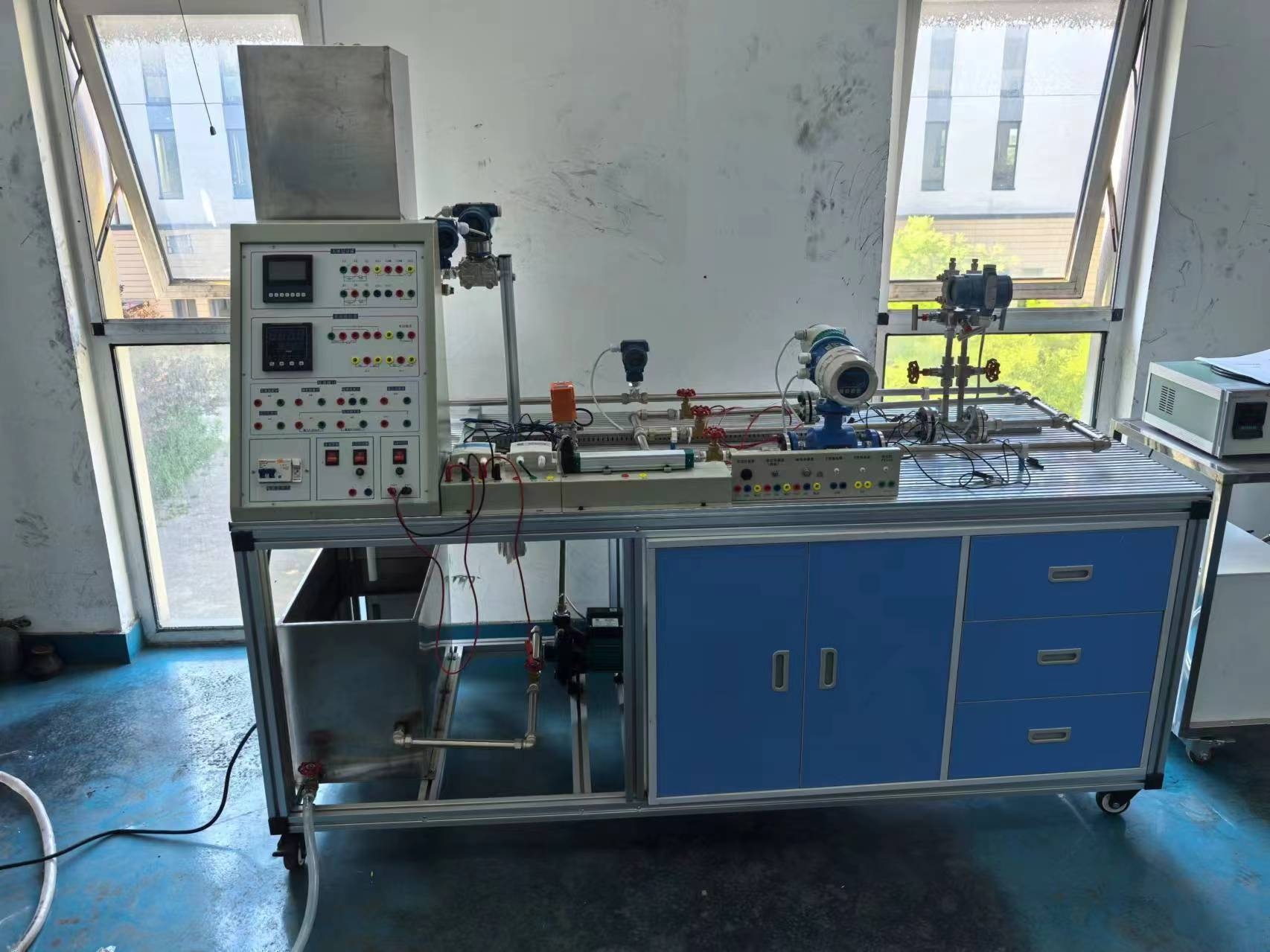 DBJT-5 �Ṥ�x�������^�̜y������b��