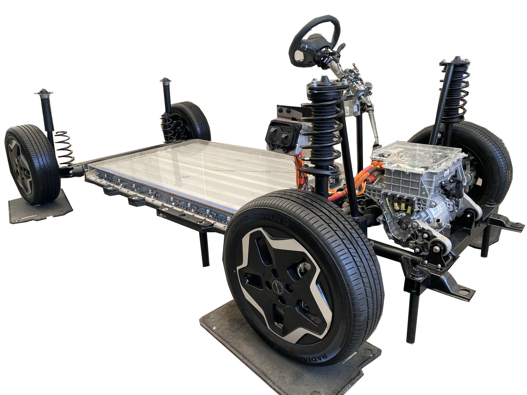 �ȁ��Ϻ�����܇(ch��)չʾ܇(ch��)