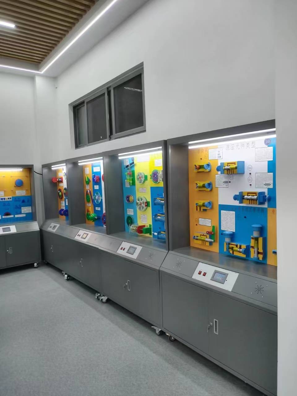 �C(j��)е���A(ch��)��й�