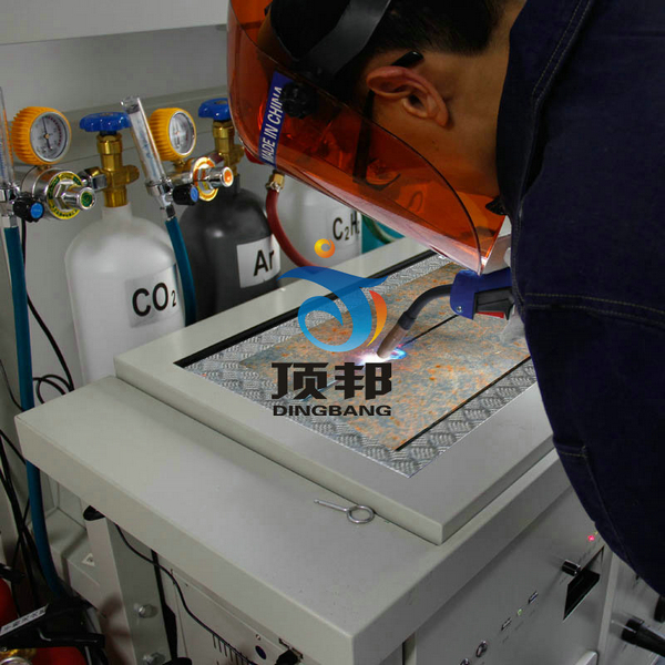 �ۻ����c���и����I(y��)��Ӗ�O(sh��)��